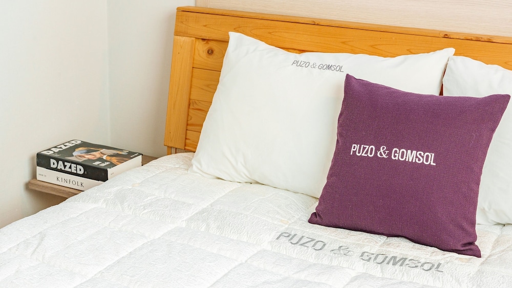 Geoje Peugeot Gomsol Petfriendly Pension