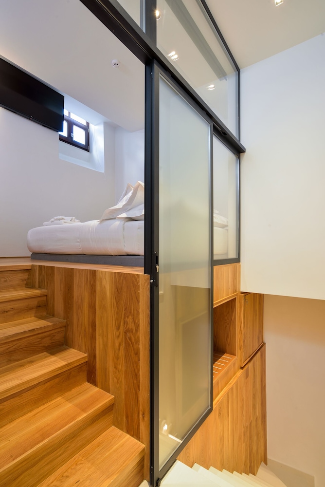 Neorion Living photo 4