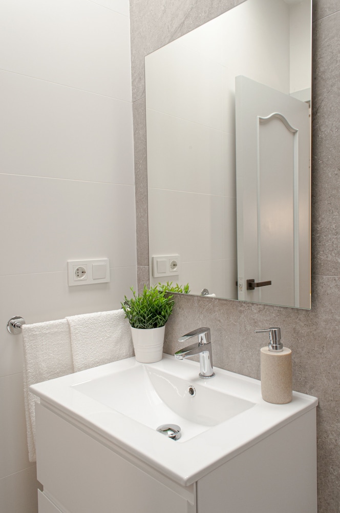 ABAL Apartments - Barrio