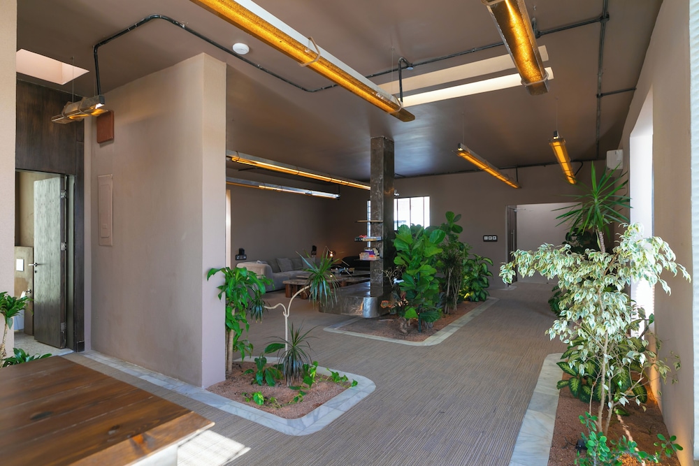 Portal Chalets With Private Pool-AlRawda
