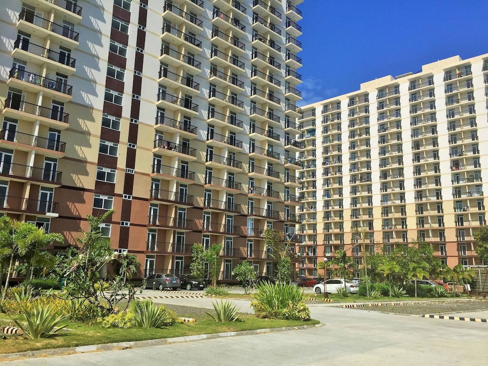 Studio Type Condo in Lapu-lapu City With Private Pool and BBQ Area