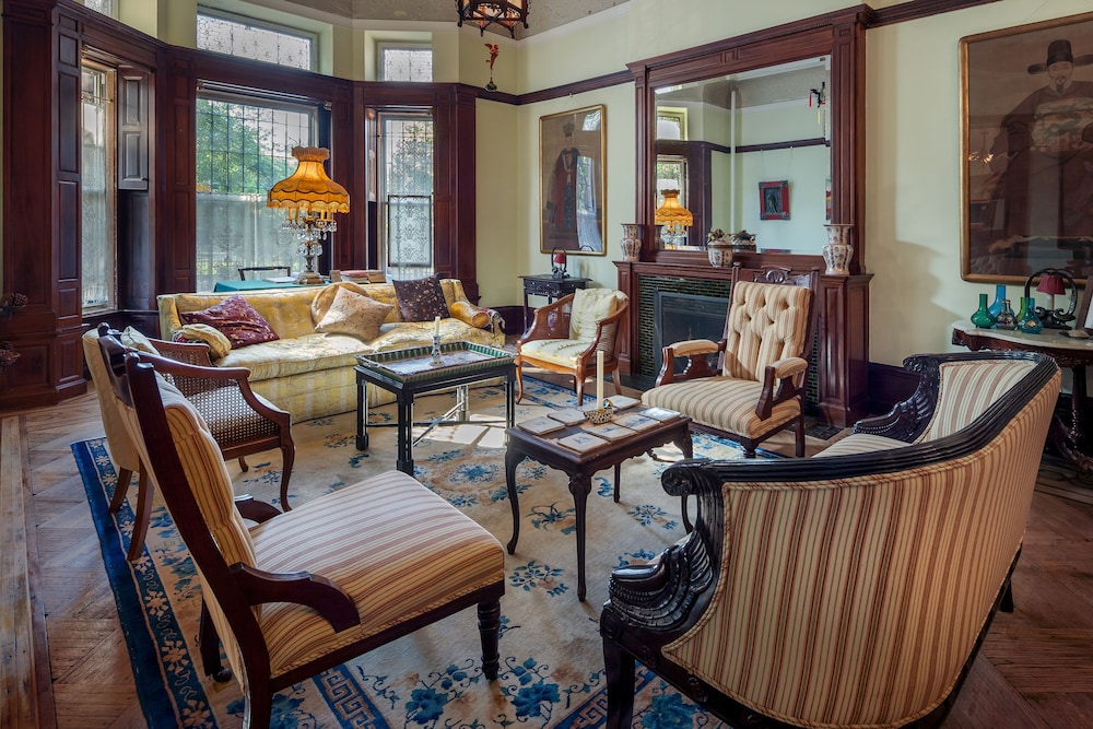 Suites in a Manhattan Mansion