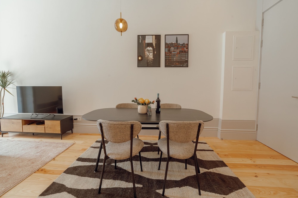 Heart OF Porto Apartment B Terrace by Vacationy