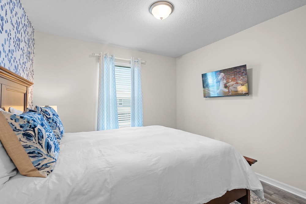 Cozy 5BR Home With Pool Fun Themed Rooms