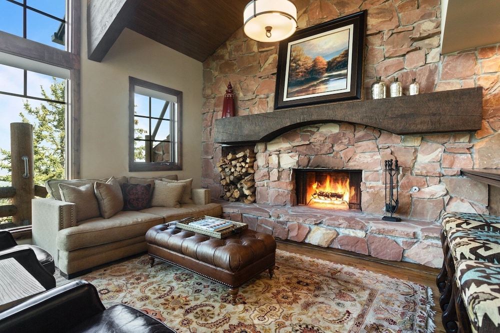 Stag Lodge at Deer Valley Resort - Three Bedroom Residence with Spa #13 3 Condo