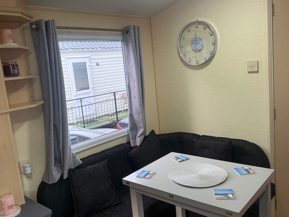 Seaside Getaways Chapel Saint Leonards - Sleeps 6
