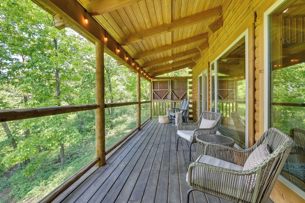 'pine Knob' Cabin w/ Snowy Bluff Views in Mindoro!