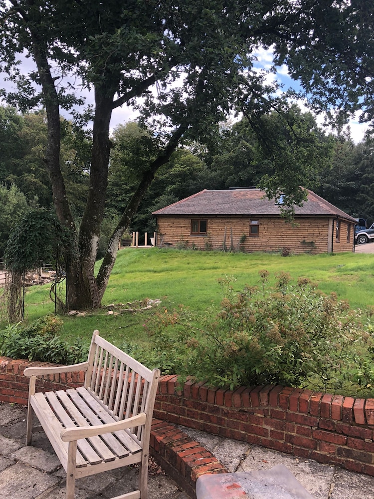 Cottage With Heated Indoor Pool Tennis Court- 2142
