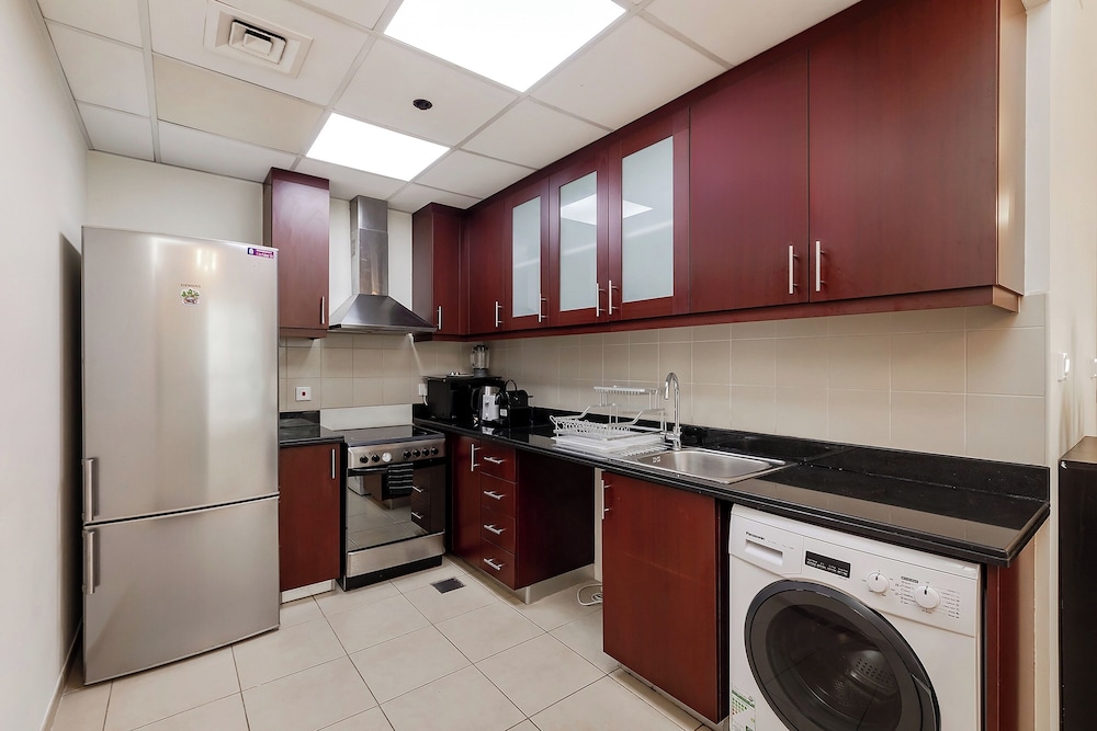 Excellent 1bdr at Bahar 6