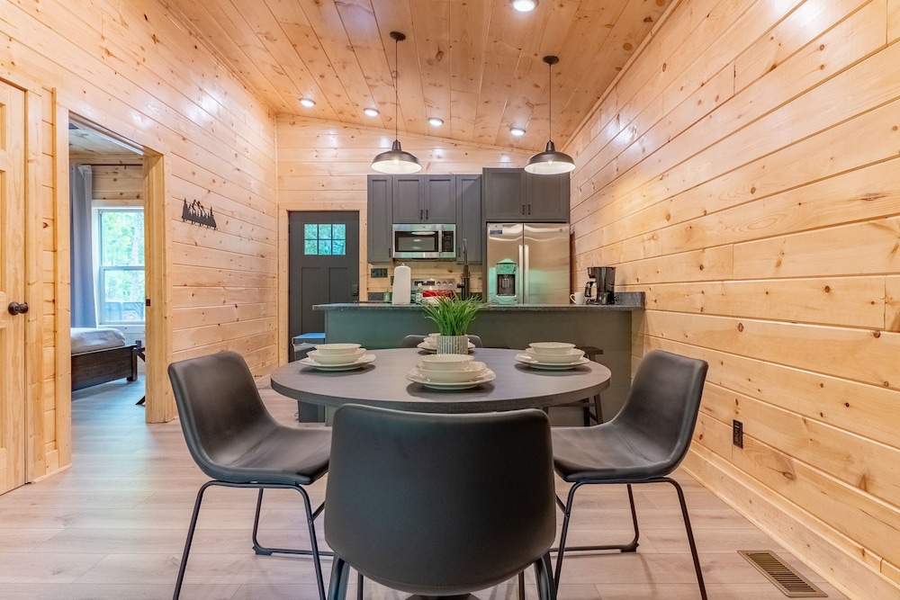 2 Brand New Cabins for Family Retreat