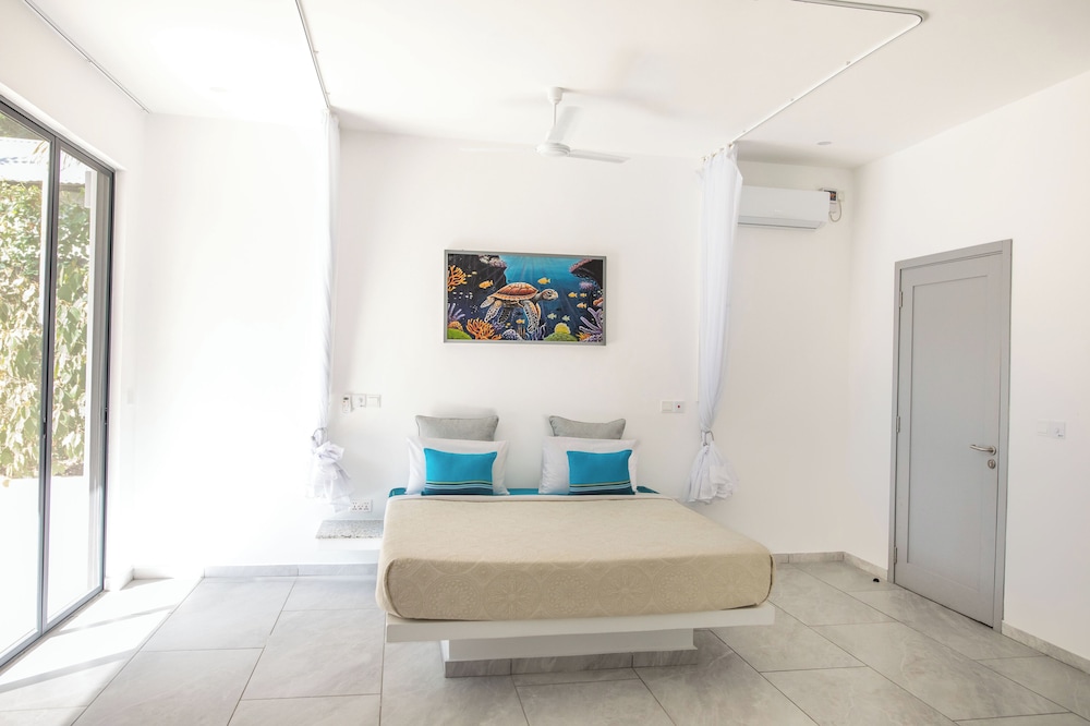 Coral Reef Villas