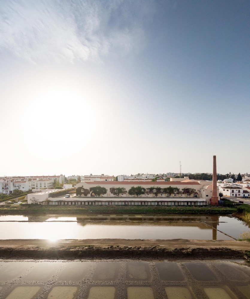 Flattered to be In Algarve