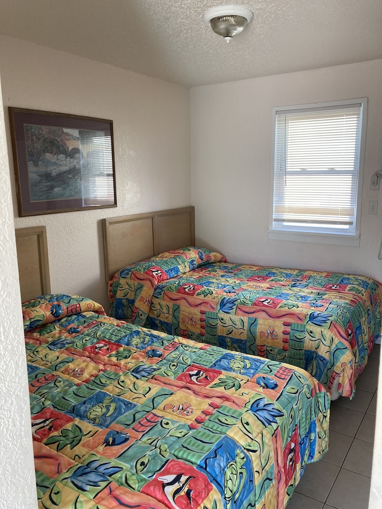 Surfside Motel