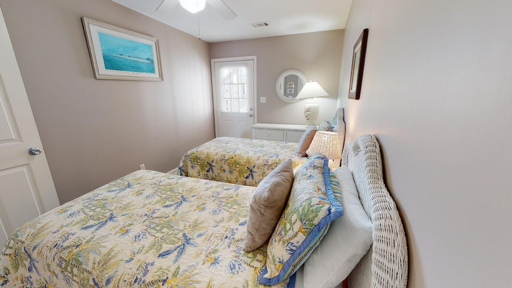 South Beach Ocean E by Tybee Vacation Rentals