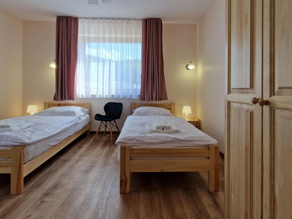Holiday Home Wisniowa With Pool and Mountain Views