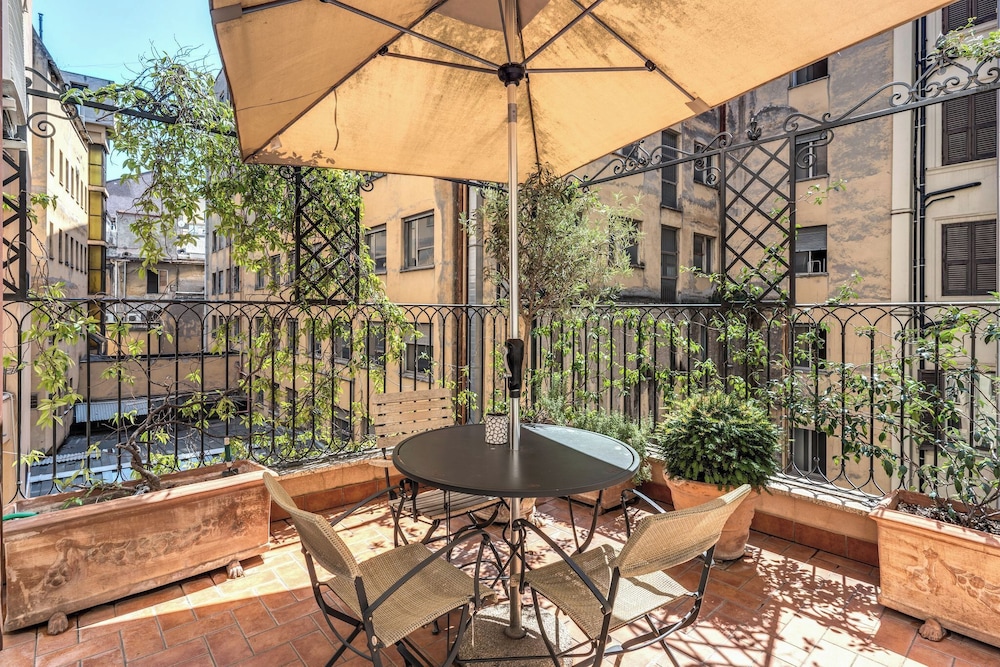 Via Napoli apartment