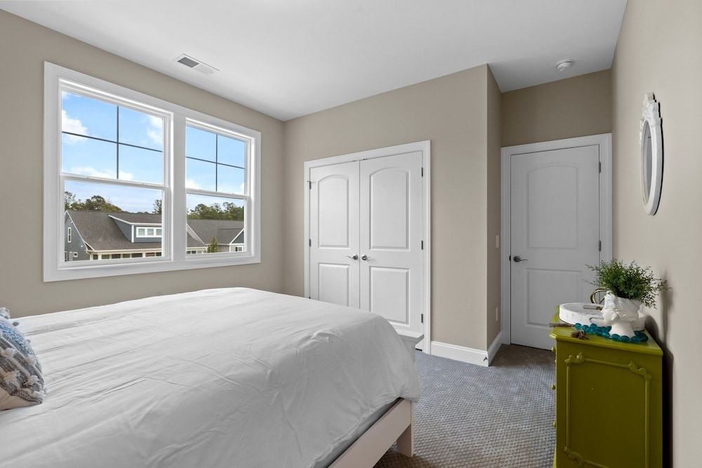 Gypsea Soul 4 Bedroom Home by Redawning view 5