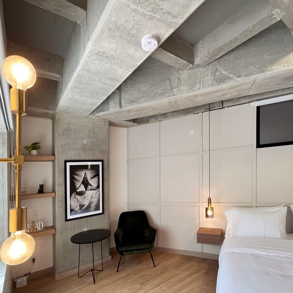 Bright Loft in Laureles