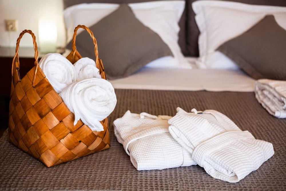 Aigli Luxury Villa - Panoramic Seaview Retreat