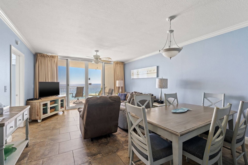 Emerald Beach Resort by iTrip Panama City Beach