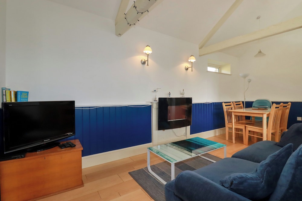Lighthouse Cottage