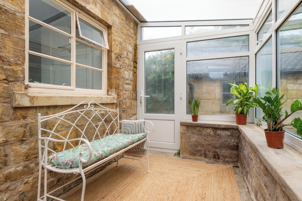 Beautiful 2BD Cottage in the Cotswolds