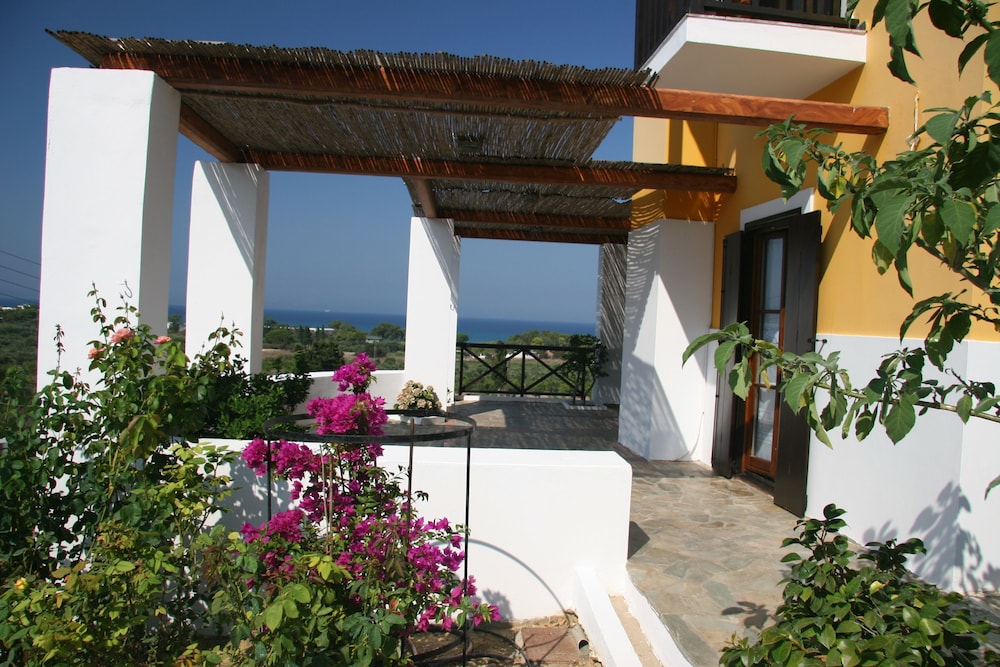 Ilis Villas