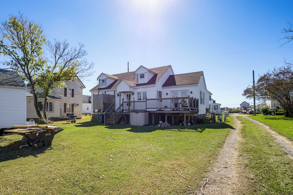 Fishing & Boating Retreat! Smith Island Cottage