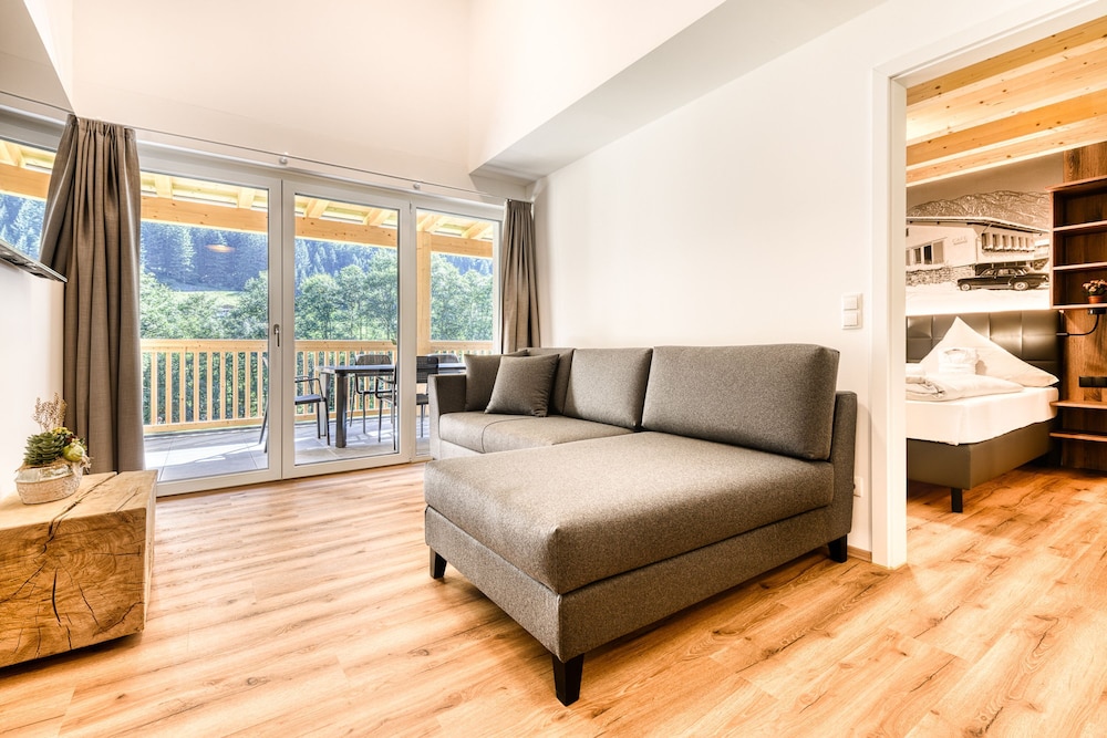 Brandnerhus Nr 13 - Balkon 3-zimmer Ferienwohnung