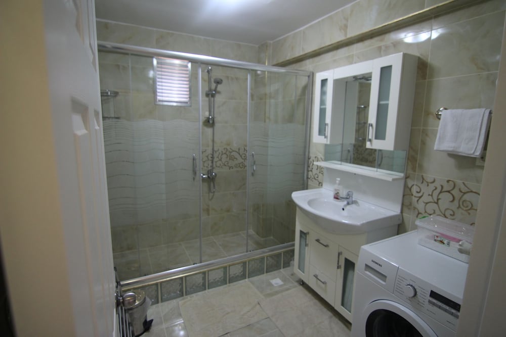 Yılmaz Apart
