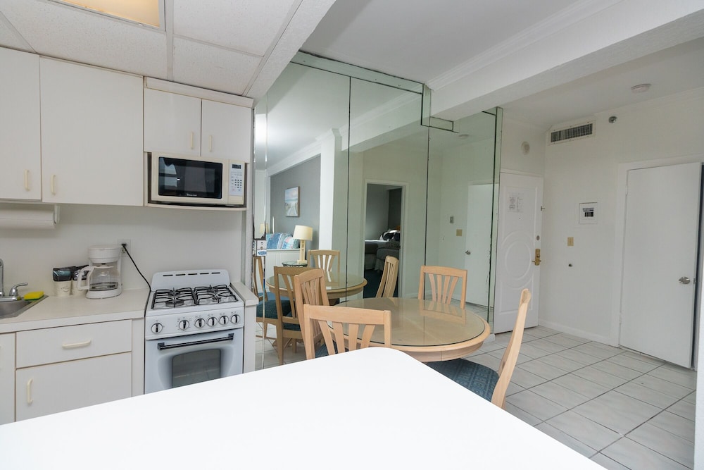 625 Ocean View Hollywood view 3