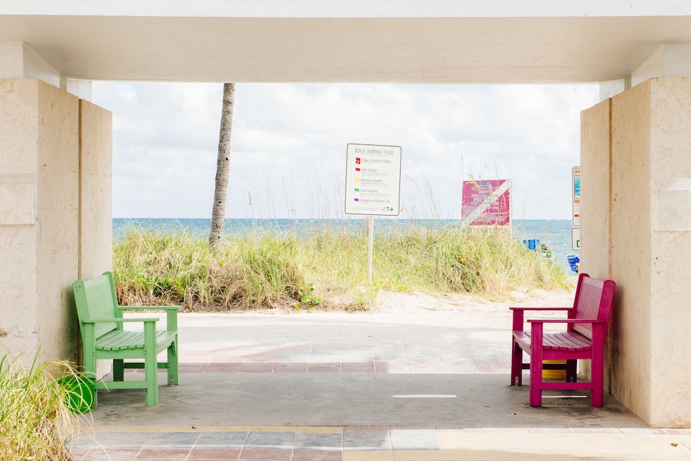 Sea Spray Inn - Property Image 3