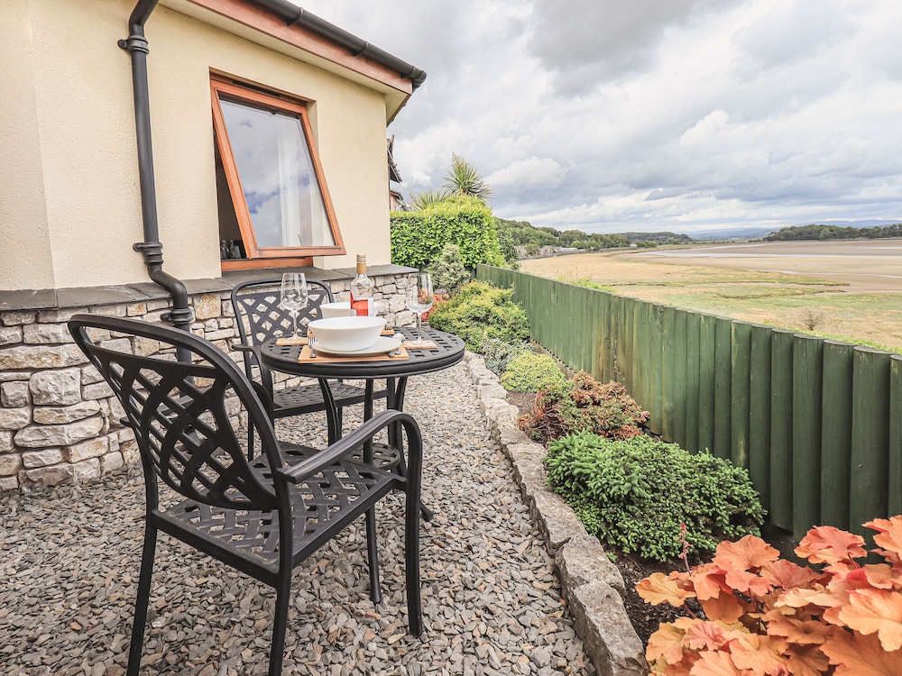 Oversands Cottage