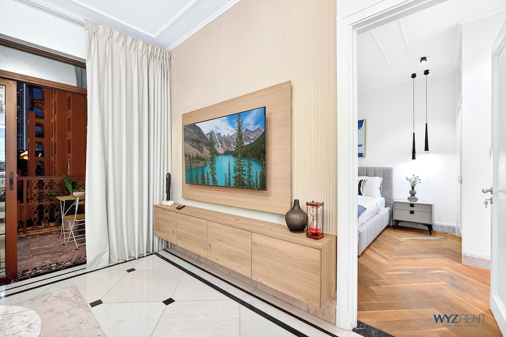 Arabian Elegance 1BR Zanzabeel 1 w Views