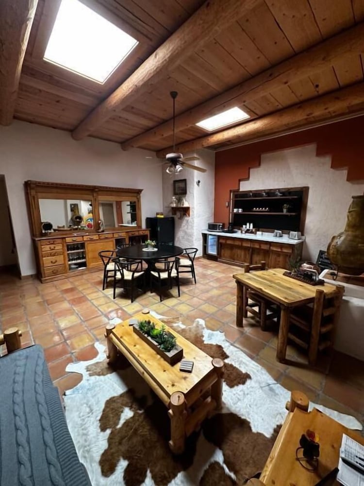 Adobe Rose Inn