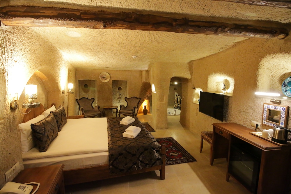 Georgios Cave Cappadocia