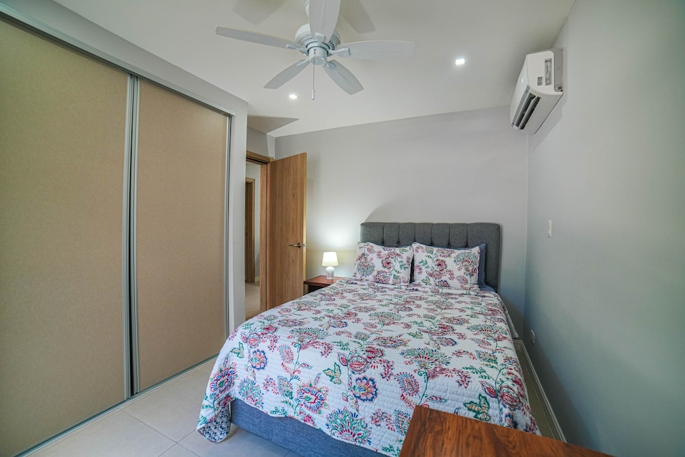 CR Luxury La Estancia Floresta 05 3 Bdrm