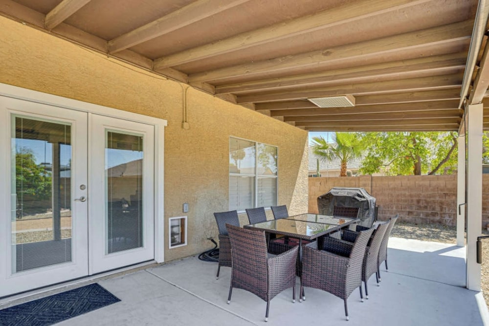 4BR Home w/ Private Pool, Patio & Grill
