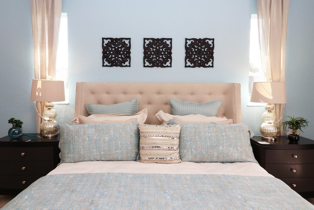 Blue Pearl view 5