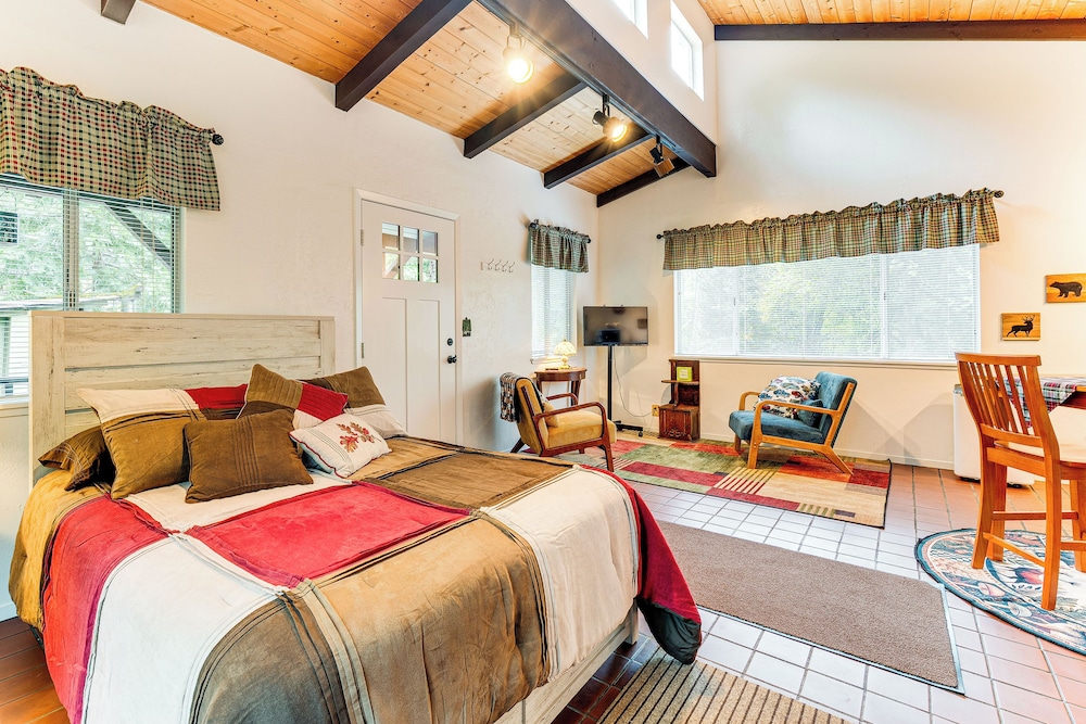 'hidden Valley Retreat' - Outdoorsy West Point Gem