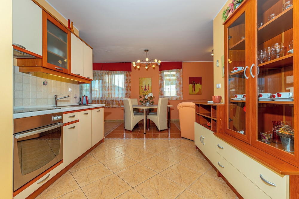 Apartman Mira