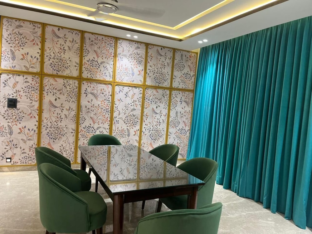 Meetings & Events
