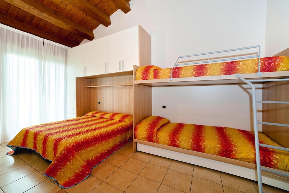 Apartment in Caorle With Heating view 3