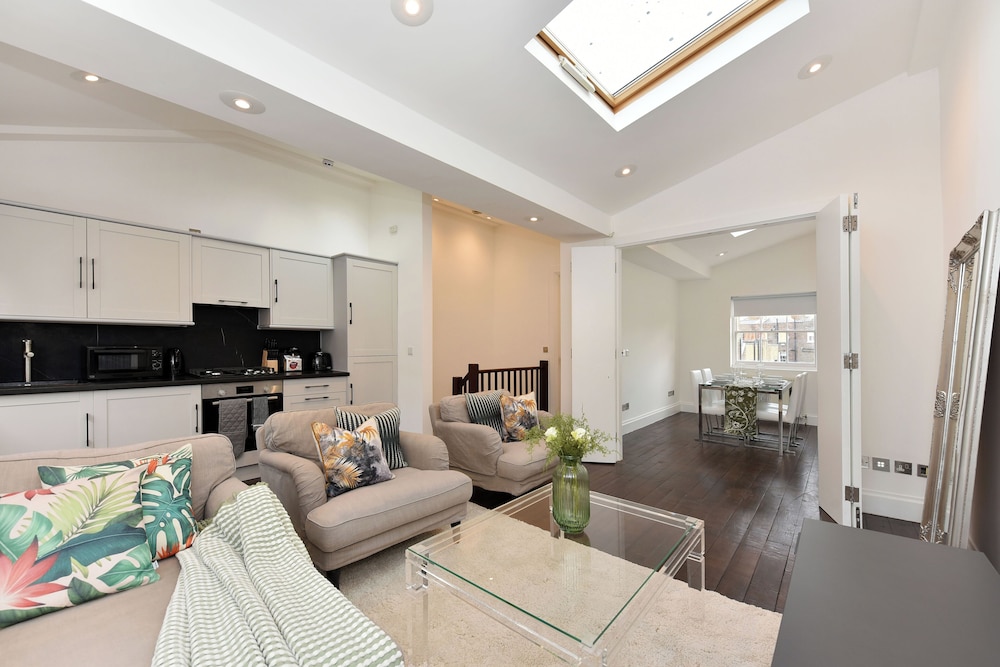 London Choice- Oxford Street - Hyde Park