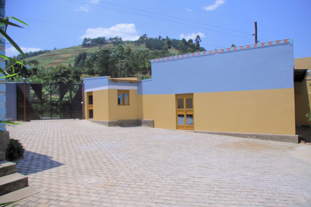 Kisoro Comfort Inn