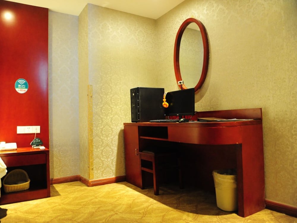 GreenTree Inn GanZhou Zhanggong District SanKang Temple RT-MART Express Hotel
