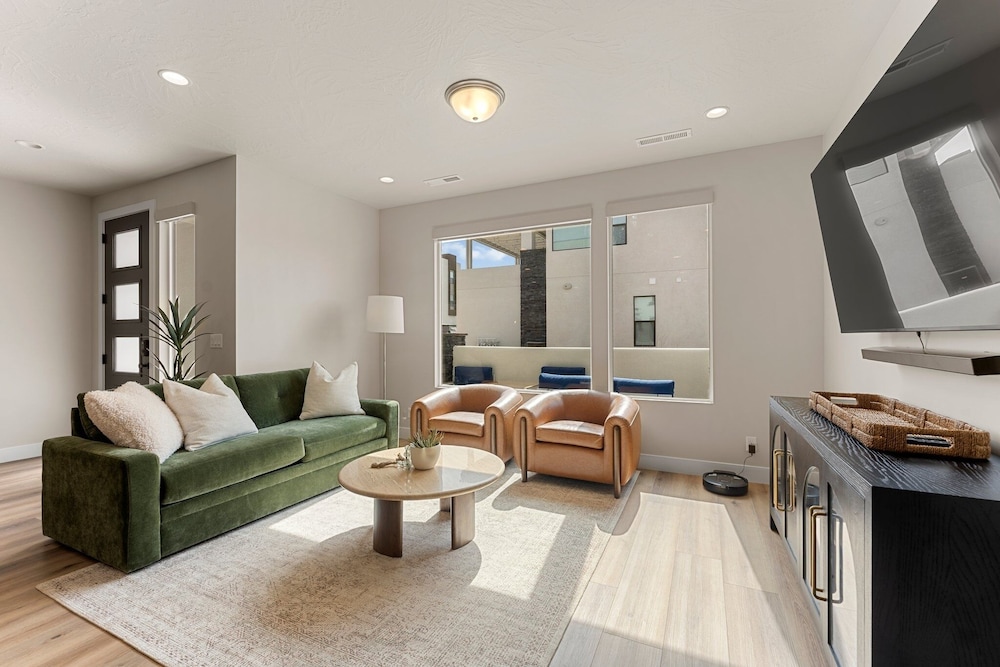 Starlight Sanctuary 4 Bedroom Townhouse