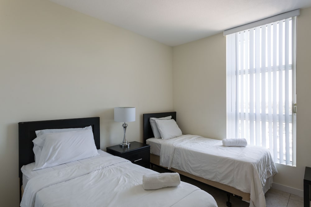 Oaks on the River Boutique Residences
