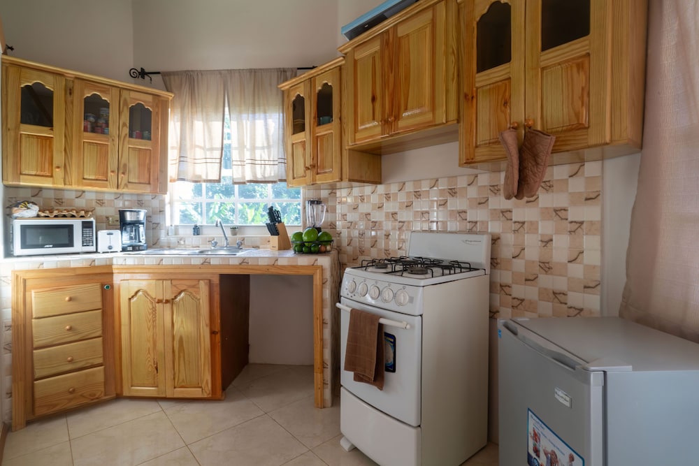 Eleven30 Luxury Apartments