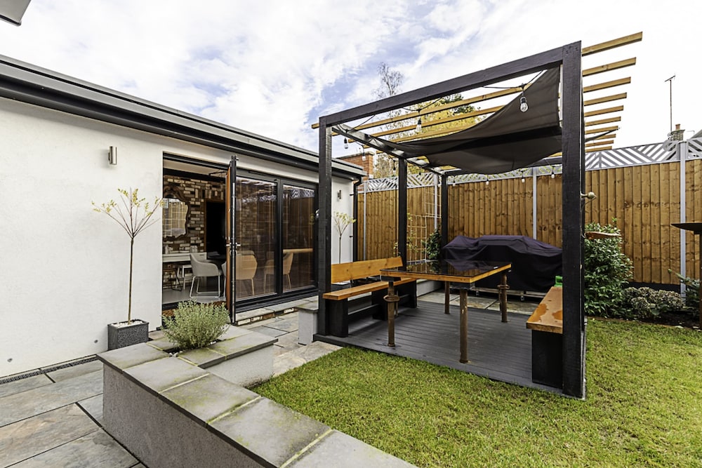 outdoor bbq area
